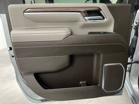 Used 2024 Chevrolet Silverado 2500 LT image 15