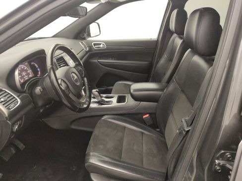 Used 2020 Jeep Grand Cherokee Altitude image 17