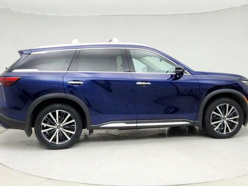 Used 2023 INFINITI QX60 Sensory w/ Vision Package image 4