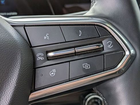 Used 2025 Chevrolet Equinox LT image 19