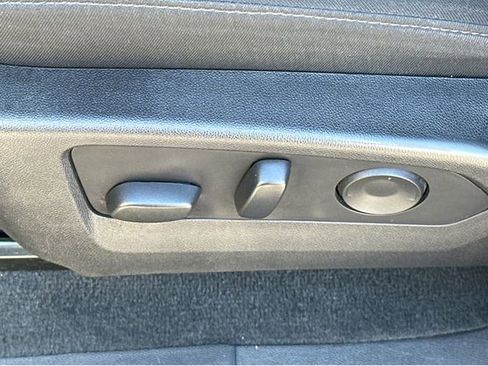 Certified 2023 Chevrolet Colorado Trail Boss w/ Advanced Trailering Package AWD/4WD image 33