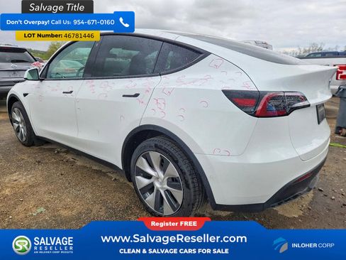 Used 2022 Tesla Model Y Long Range AWD/4WD image 3