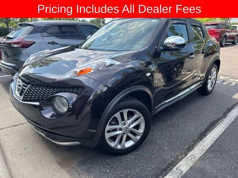 Used 2014 Nissan Juke SV w/ Navigation Package FWD image 3