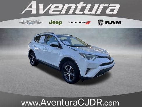 Used 2016 Toyota RAV4 XLE FWD image 1