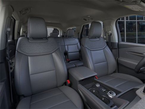 New 2025 Ford Explorer Active w/ Active Comfort Package image 10