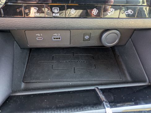 Used 2022 Mitsubishi Outlander SE image 20