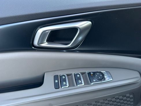 New 2026 Kia Carnival image 11