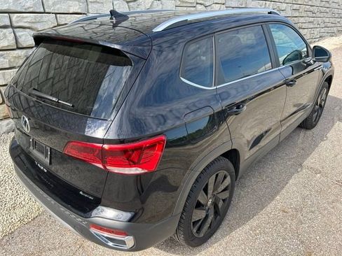 Used 2024 Volkswagen Taos SEL AWD/4WD image 5