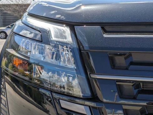 New 2026 Nissan Pathfinder SL image 10