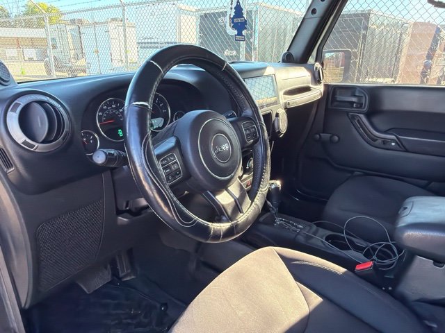 Used 2014 Jeep Wrangler Sport w/ Connectivity Group AWD/4WD image 4