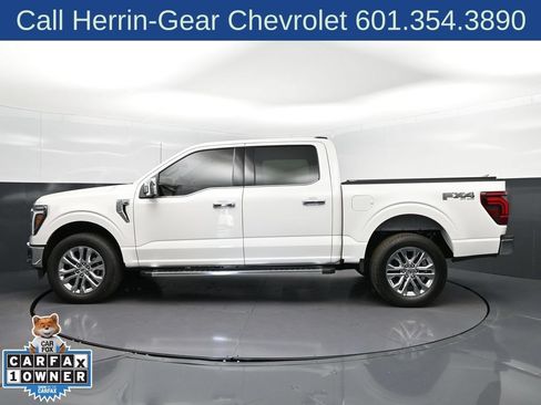 Used 2025 Ford F150 Lariat w/ Equipment Group 501A Mid AWD/4WD image 4