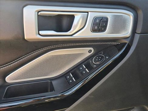 Certified 2022 Ford Explorer ST w/ Equipment Group 401A image 9