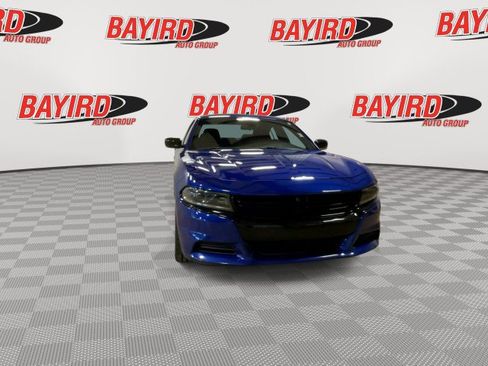 Used 2022 Dodge Charger SXT w/ Blacktop Package image 4
