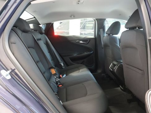 Certified 2025 Chevrolet Malibu LT FWD image 30