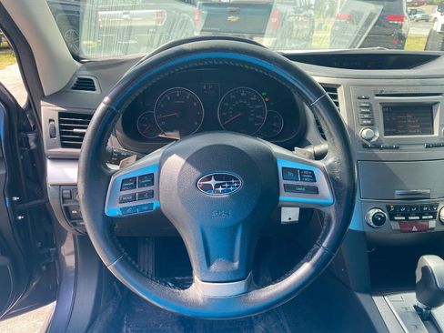 Used 2014 Subaru Legacy 2.5i Premium AWD/4WD image 25