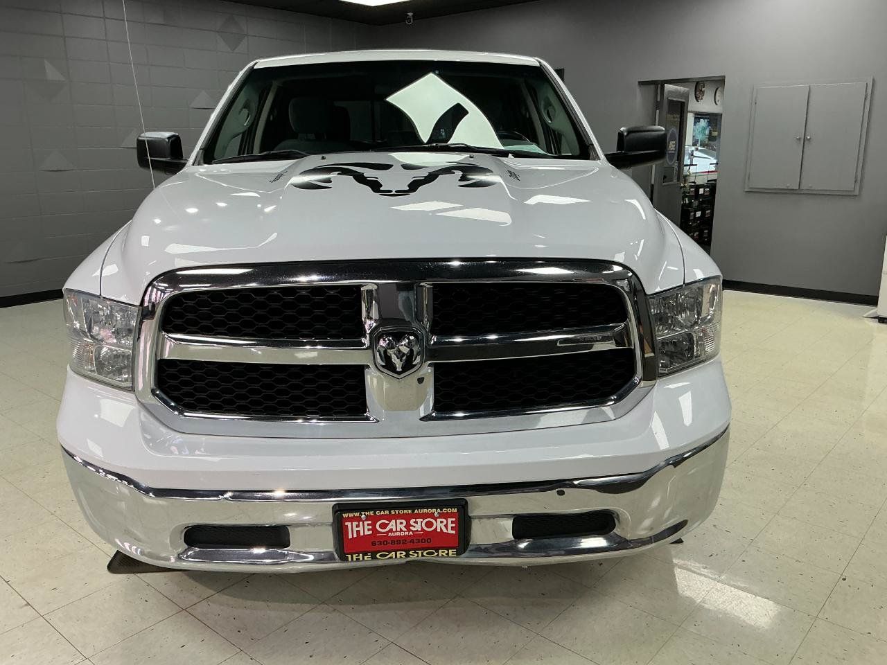 Used 2017 RAM 1500 Classic SLT AWD/4WD image 8