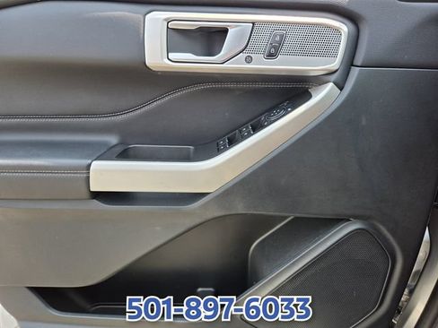 Certified 2024 Ford Explorer XLT w/ Equipment Group 202A RWD image 27