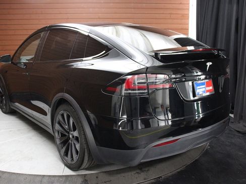 Used 2022 Tesla Model X image 26