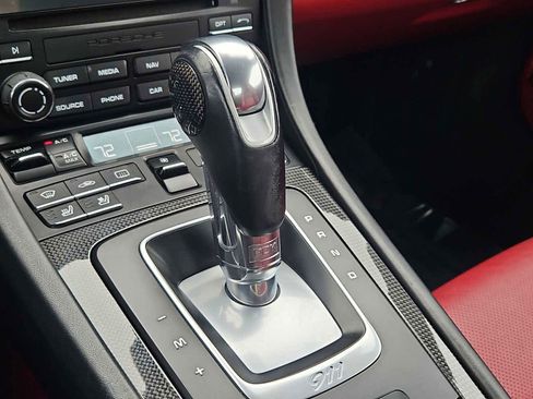 Certified 2019 Porsche 911 Targa 4 GTS image 34