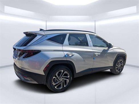 New 2026 Hyundai Tucson Limited image 3