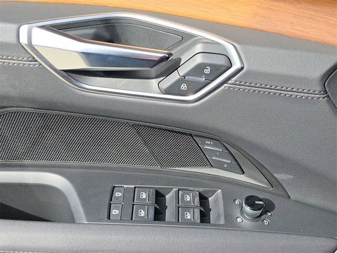 Certified 2024 Audi e-tron GT Premium Plus image 19