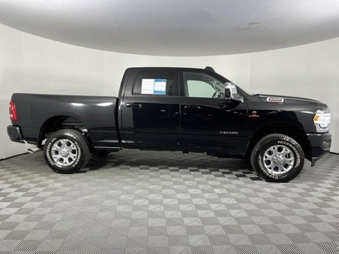 Used 2024 RAM 2500 Laramie w/ Safety Group AWD/4WD image 9