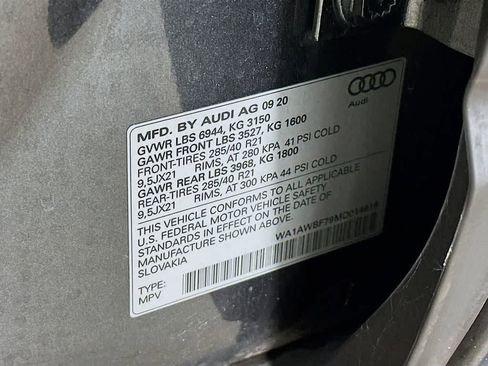 Used 2021 Audi SQ7 Premium Plus w/ Executive Package image 23