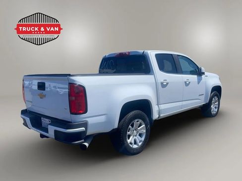 Used 2017 Chevrolet Colorado LT w/ LT Convenience Package RWD image 6