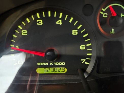 Used 2009 Ford Ranger XLT image 10