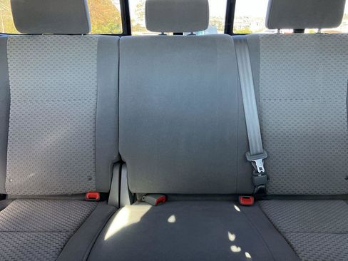 Used 2010 Toyota Tundra 4x4 Double Cab image 30