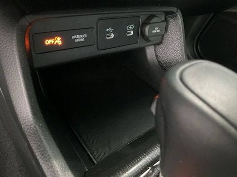 Certified 2025 Honda Civic Sport image 12