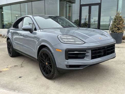 New 2026 Porsche Cayenne Coupe image 9