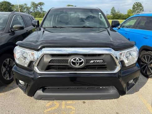Used 2014 Toyota Tacoma 4x4 Double Cab w/ SR5 Package image 8