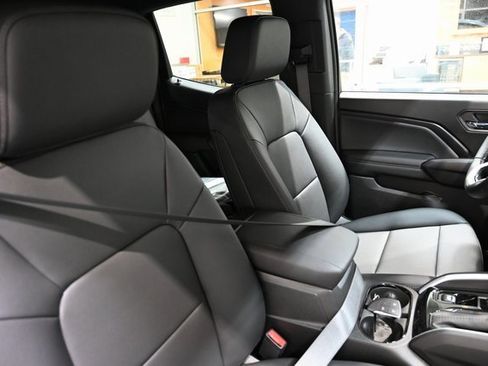 New 2026 Chevrolet Colorado LT w/ LT Convenience Package image 11