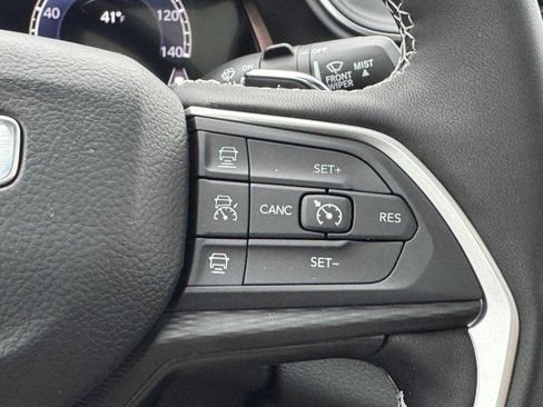 New 2026 Jeep Grand Cherokee Laredo X image 19