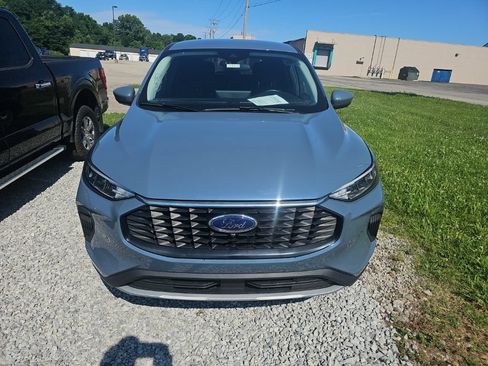Used 2023 Ford Escape Active w/ Tech Pack #2 AWD/4WD image 1
