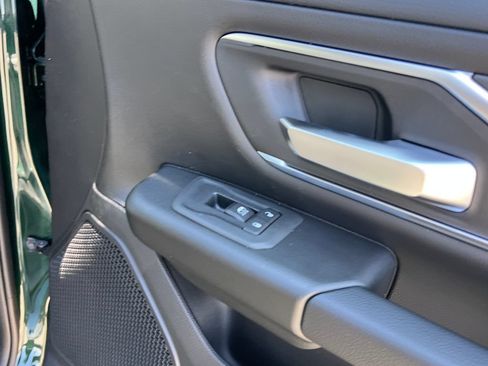 New 2026 RAM 1500 4x4 Crew Cab image 15