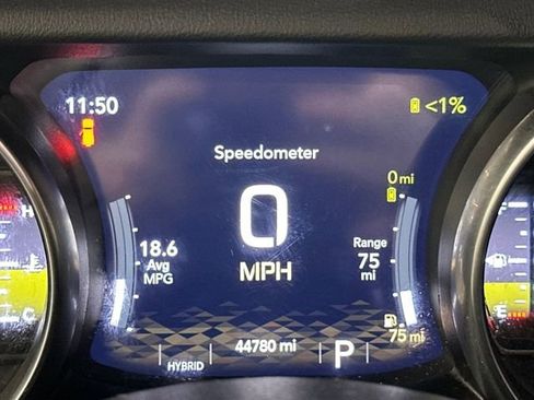 Used 2023 Jeep Wrangler Unlimited Sahara image 18