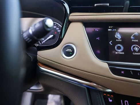 Used 2019 Cadillac XT5 Platinum AWD/4WD image 15