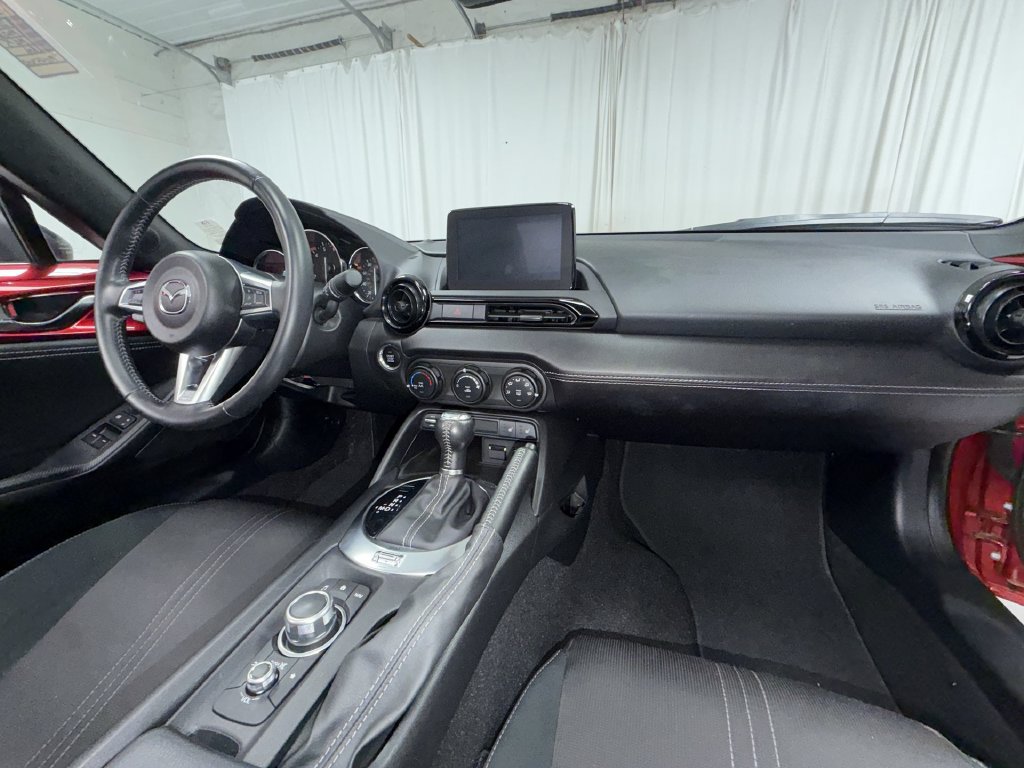 Used 2021 MAZDA MX-5 Miata RF Club w/ Weather Package RWD image 19
