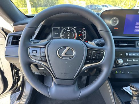 New 2025 Lexus ES 350 w/ Premium Package image 27