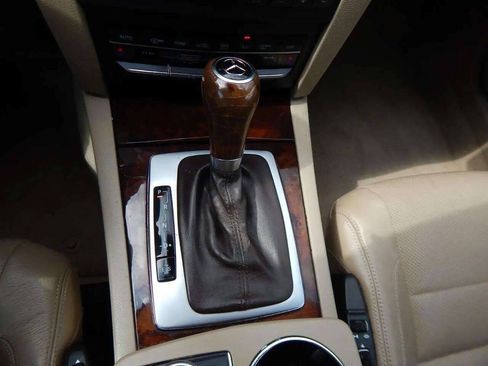 Used 2012 Mercedes-Benz E 350 Cabriolet image 28