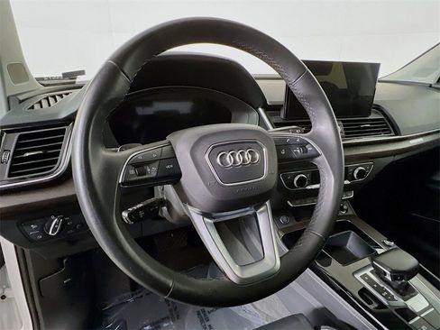 Used 2024 Audi Q5 2.0T Premium Plus image 12