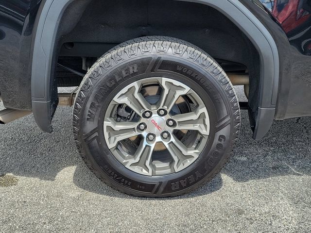 Used 2025 GMC Sierra 1500 SLT AWD/4WD image 6