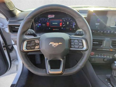 Used 2024 Ford Mustang Convertible image 13