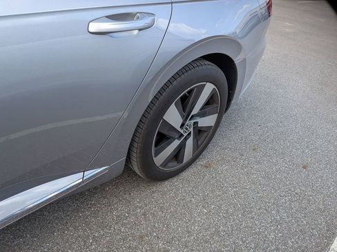 Used 2021 Volkswagen Arteon SE image 5