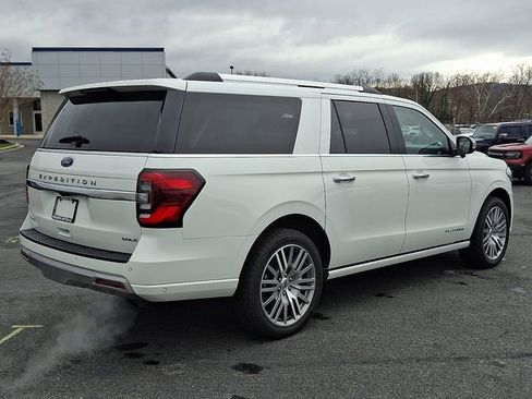 Certified 2024 Ford Expedition Max Platinum image 6