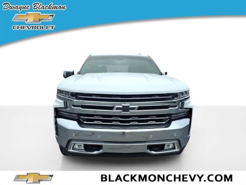 Used 2019 Chevrolet Silverado 1500 LTZ w/ LTZ Premium Package AWD/4WD image 8