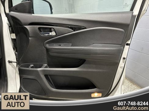 Used 2019 Honda Passport Touring image 17