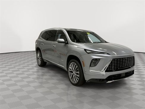 Certified 2025 Buick Enclave Avenir w/ Super Cruise Package image 12